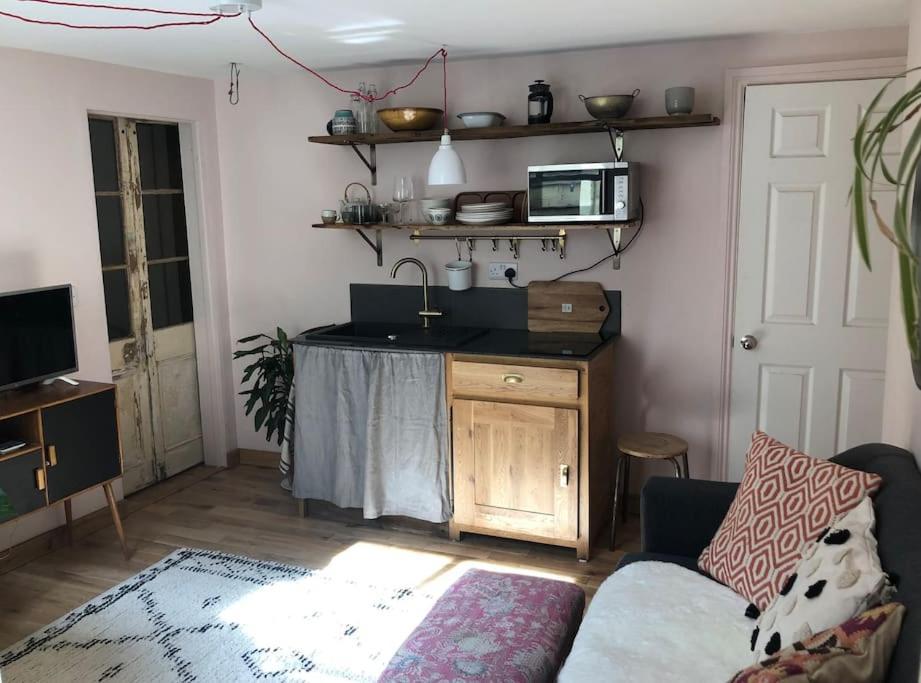 Ferienwohnung Beautiful, Well Positioned Flat In Clifton Wood Bristol Exterior foto