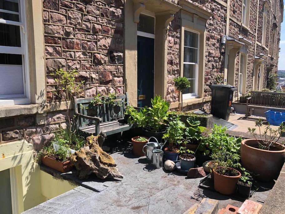Ferienwohnung Beautiful, Well Positioned Flat In Clifton Wood Bristol Exterior foto