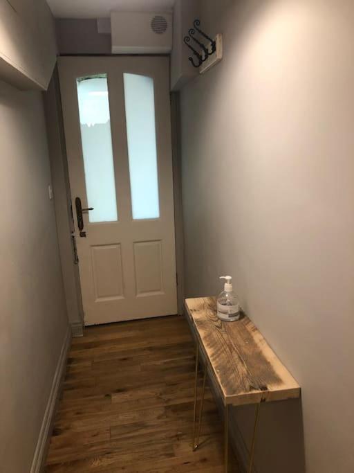 Ferienwohnung Beautiful, Well Positioned Flat In Clifton Wood Bristol Exterior foto